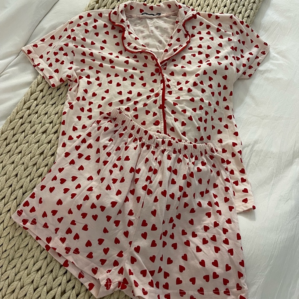 heart shaped pajama set